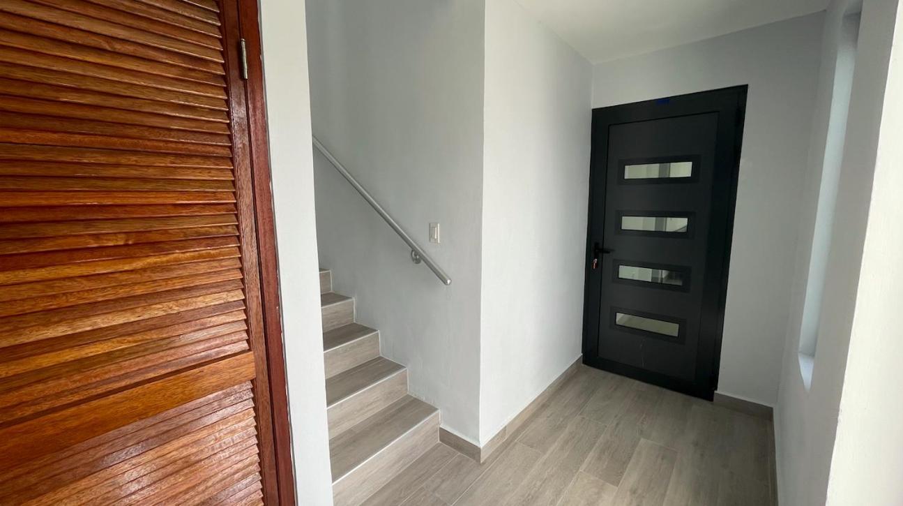 Ferienwohnung Whitehouse Boulevard, Close To Mambo Beach And City Centre Willemstad Exterior foto